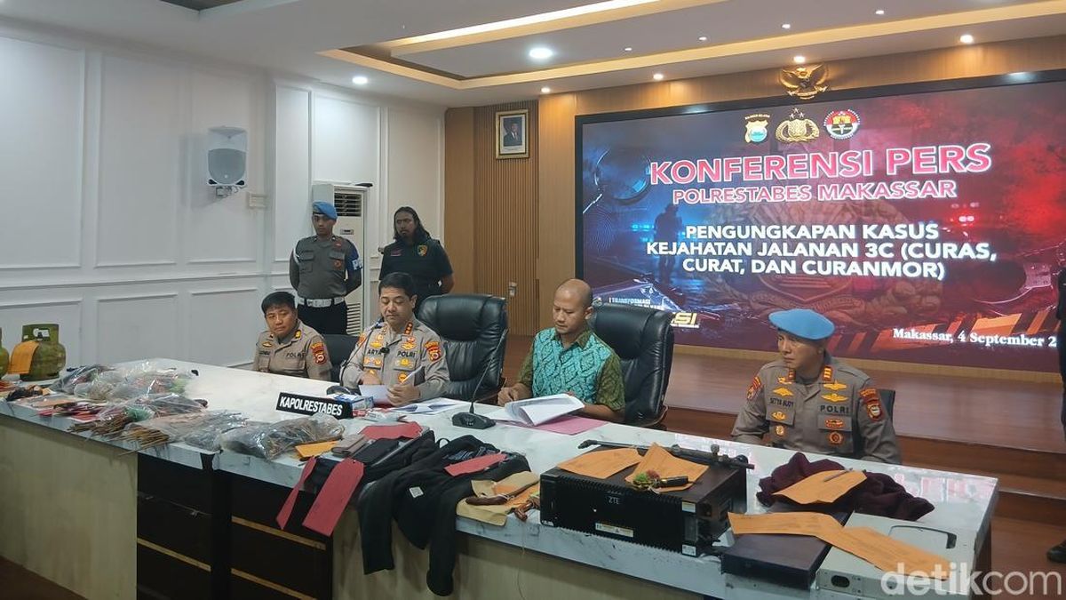 47 Penjahat Jalanan Makassar Ditangkap dalam Sebulan, 191 Busur-Parang Disita