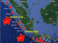 paparan anggota IABI Daryono terkait gambaran seismic gap segmen megathrust. (Dok.IABI)