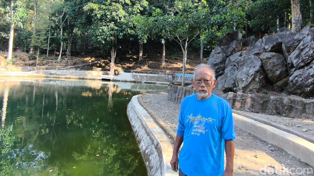Cerita Embrik Jinakkan Ikan Dewa Kuningan yang Dikenal Kanibal