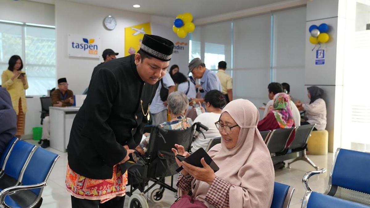 Rayakan Harpelnas, Direksi TASPEN Terjun Langsung Sapa Peserta Pensiun