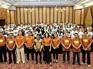 Sido Muncul Latih 100 Pemilik Angkringan di Surakarta untuk Berjualan Jamu