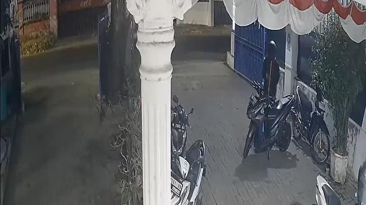Sempat Sapa Pasien, 2 Maling Gasak Motor di Depan Klinik Probolinggo