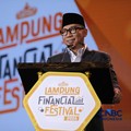 Gubernur Lampung, Rahmat Mirzani Djausal saat menyampaikan pemaparan dalam Lampung Financial Festival di Hotel Novotel, Bandar Lampung, Sabtu (5/9/2026). (CNBC Indonesia/Tri Susilo)