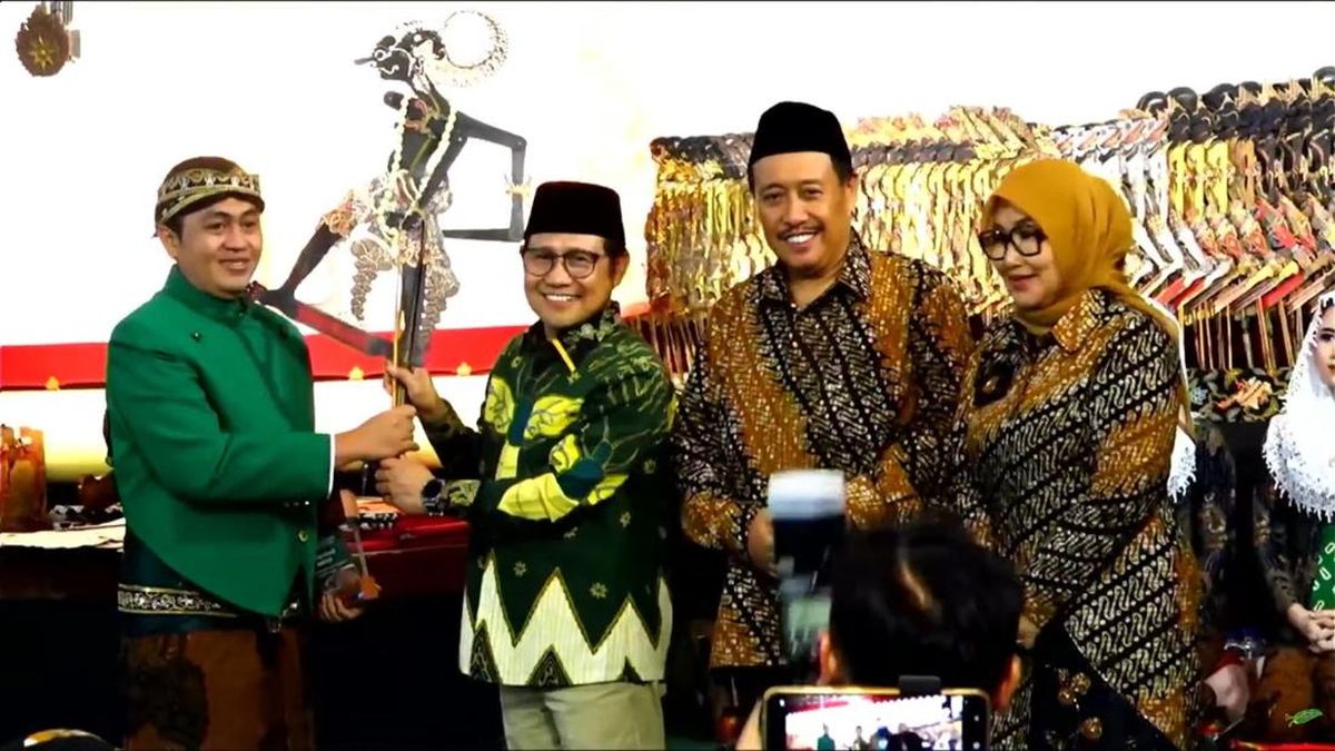 Saat Duet Niken Salindry dan Ki Cahyo Kuntadi Hibur Warga Bayat Klaten