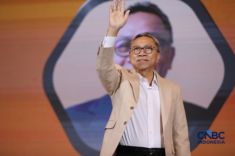 Menteri Koordinator Bidang Pangan RI, Zulkifli Hasan (Zulhas) saat menyampaikan pemaparan dalam Lampung Financial Festival di Hotel Novotel, Bandar Lampung, Sabtu (5/9/2026). (CNBC Indonesia/Tri Susilo)