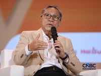 Menteri Koordinator Bidang Pangan RI, Zulkifli Hasan (Zulhas) saat menyampaikan pemaparan dalam Lampung Financial Festival di Hotel Novotel, Bandar Lampung, Sabtu (5/9/2026). (CNBC Indonesia/Tri Susilo)