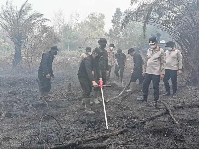 Polda Kalimantan Tengah (Kalteng) mendapat dukungan inovasi dari Korbrimob Polri untuk menangani kebakaran hutan dan lahan (karhutla), khususnya di kawasan gambut.  (Dok. Polda Kalimantan Tengah)