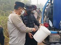 Polda Kalimantan Tengah (Kalteng) mendapat dukungan inovasi dari Korbrimob Polri untuk menangani kebakaran hutan dan lahan (karhutla), khususnya di kawasan gambut.  (Dok. Polda Kalimantan Tengah)