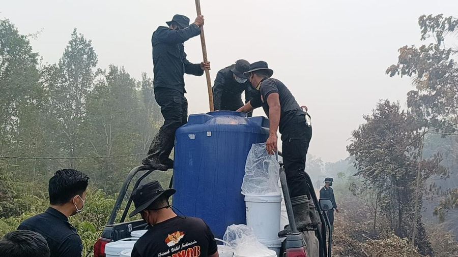 Polda Kalimantan Tengah (Kalteng) mendapat dukungan inovasi dari Korbrimob Polri untuk menangani kebakaran hutan dan lahan (karhutla), khususnya di kawasan gambut.