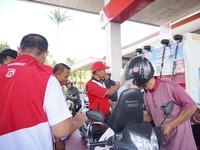 PT Pertamina Patra Niaga melakukan pengawasan secara berkelanjutan untuk memastikan penyaluran BBM Subsidi berjalan tepat sasaran. (Dok. PT Pertamina Patra Niaga)