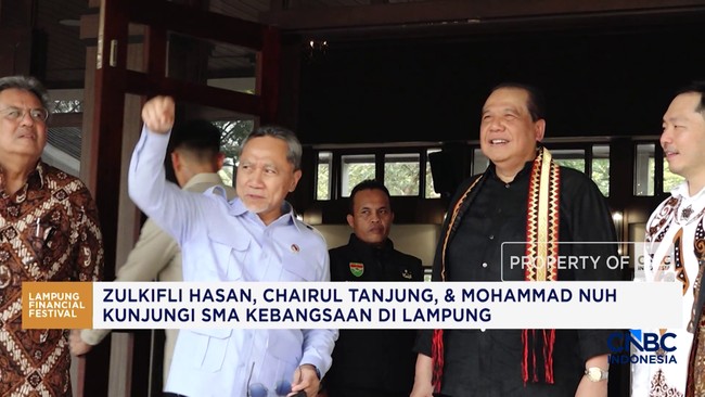 Video: Zulhas dan Chairul Tanjung Beri Inspirasi SMA Kebangsaan Lampung