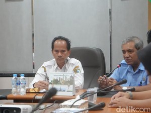 Soroti Seabrek Keluhan Warga, Bupati Sintang Tegur Kades Muakan Petinggi