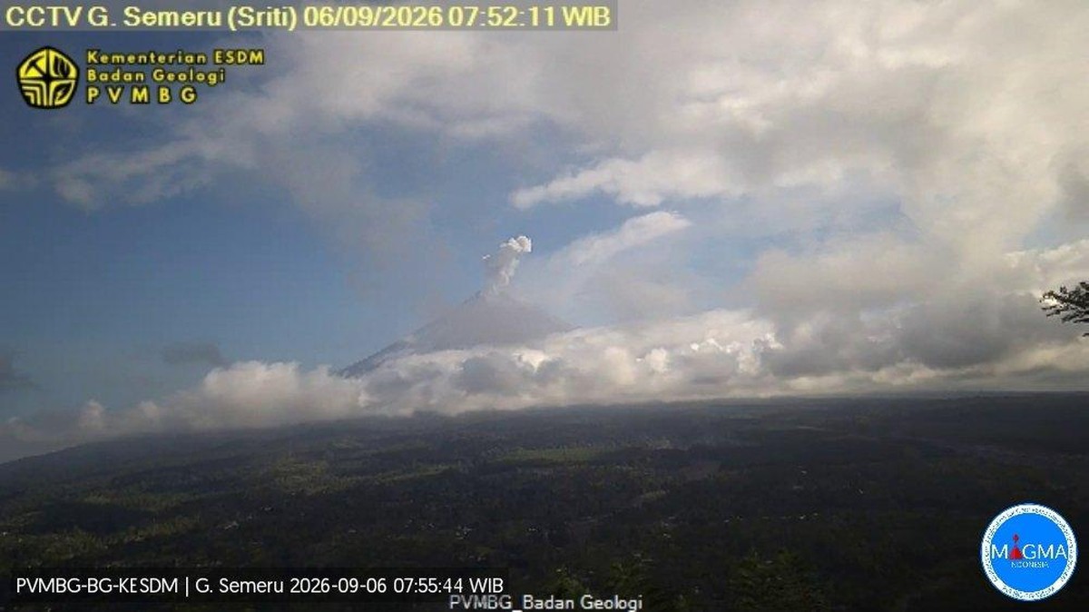Gunung Semeru Meletus, Semburkan Kolom Abu Setinggi 1.000 Meter