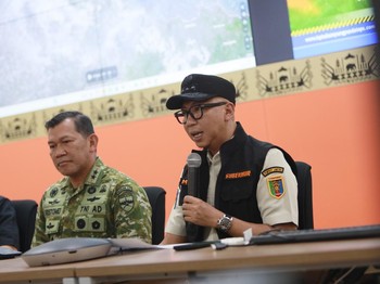 Gubernur Lampung Rahmat Mirzani Djausal
