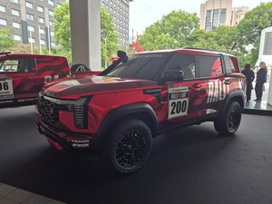 Begini Jadinya Mitsubishi Pajero Baru Dibikin Mobil Reli