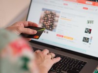 Ilustrasi E-commerce. (Dok. Pexels)