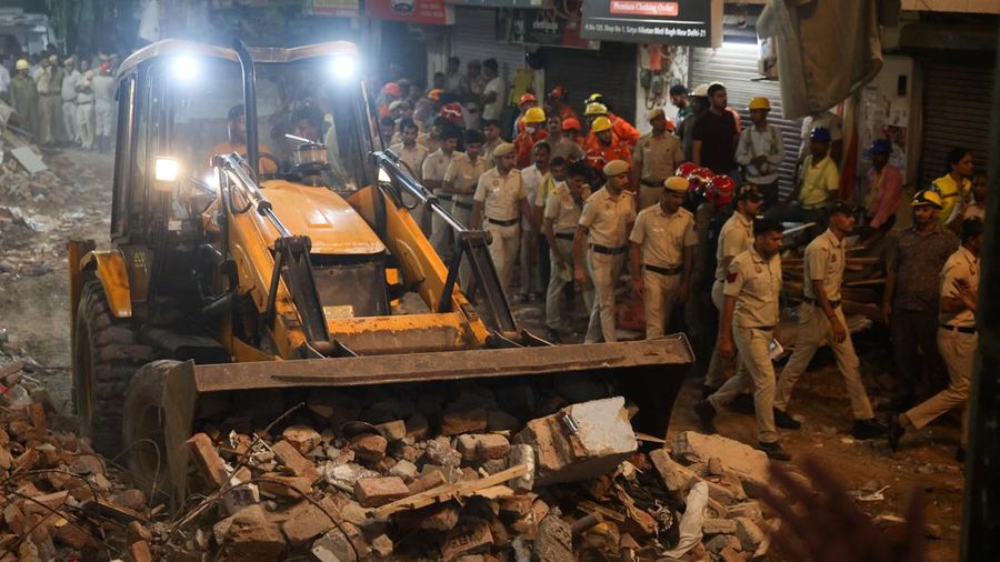 INDIA-COLLAPSE/