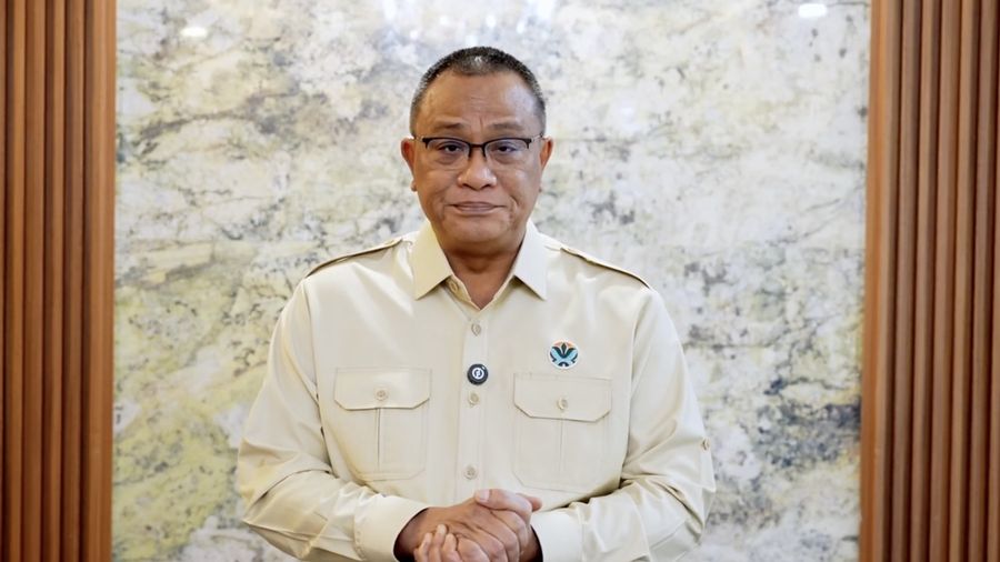 Menteri Lingkungan Hidup/Kepala Badan Pengendalian Lingkungan Hidup (KLH/BPLH) Mohammad Jumhur Hidayat memberi pernyataan dan imbauan terkait erupsi Gunung Anak Krakatau, Senin (7/9/2026). (Tangkapan Layar Kementerian LH)