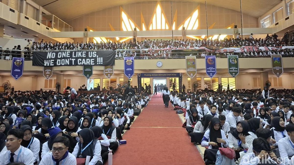 Pesan Haedar Nashir ke Maba UMY: PTS Bukan Kasta Kedua, Sekarang Era Kualitas