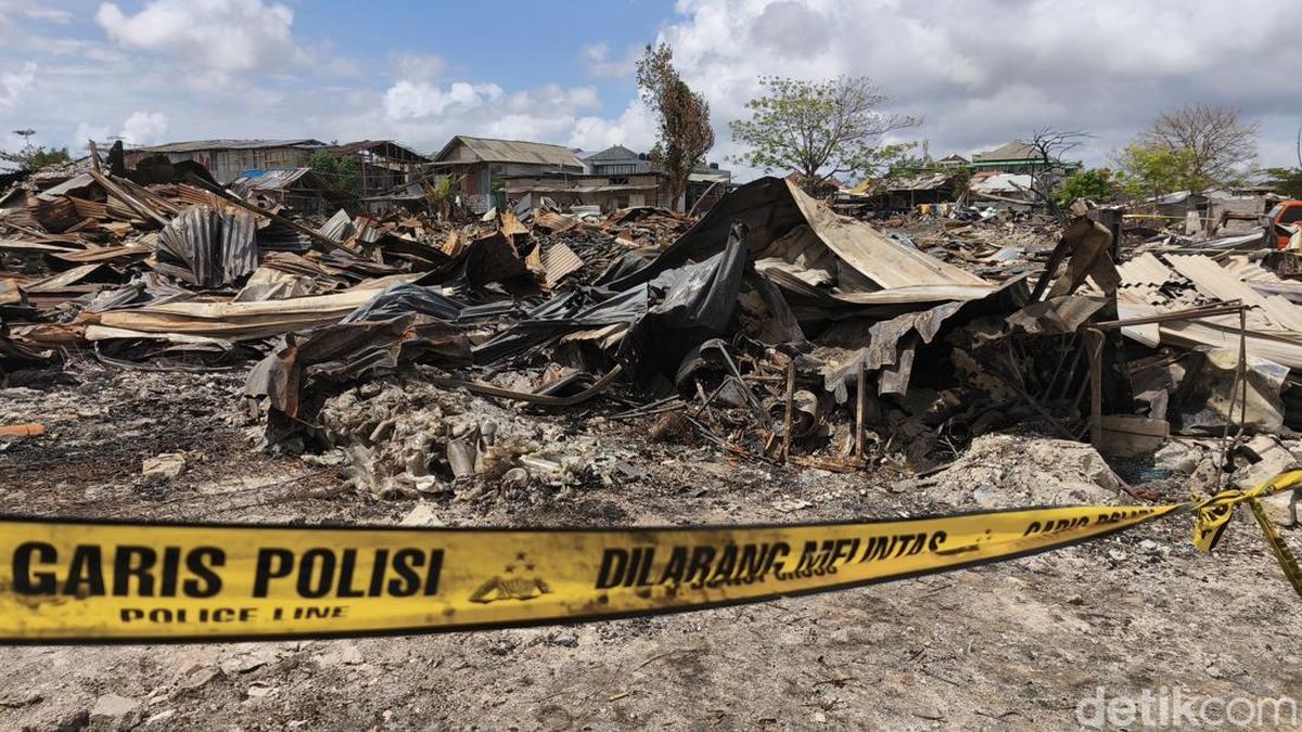 Api Padam Hari Ketiga, Kebakaran Nakula Denpasar Masih Berasap