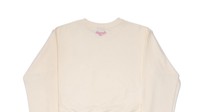 Punya Banyak Baju tapi Bingung Dipakai? Coba Sweatshirt Krem Ini