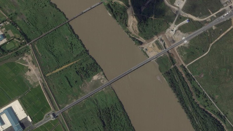 A satellite image shows the first road bridge between North Korea and Russia spanning the Tumen River on the border between the two countries, September 6, 2026. 2026 Planet Labs PBC/Handout via REUTERS THIS IMAGE HAS BEEN SUPPLIED BY A THIRD PARTY.
