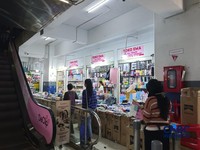Pusat Grosir Asemka kini jadi 'Dapur' Bisnis Reseller, Jakarta, Selasa (8/9/2026). (CNBC Indonesia/Martyasari Rizky)