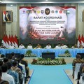 Rapat Koordinasi antara Pemerintah dan Perusahaan Pemegang Hak Guna Usaha dalam Penanggulangan dan Penanganan Puncak Kebakaran Hutan dan Lahan (Karhutla) Tahun 2026 di Graha Marinir Panti Perwira, Kantor Kementerian Koordinator Bidang Politik dan Kea