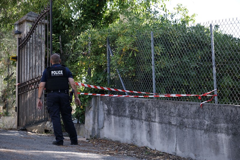 Empat lukisan dibawa kabur dari Museum Renoir di Cagnes-sur-Mer, kawasan French Riviera, Prancis, pada Selasa pagi (8/9/2026). (Tangkapan Layar Video Reuters/)