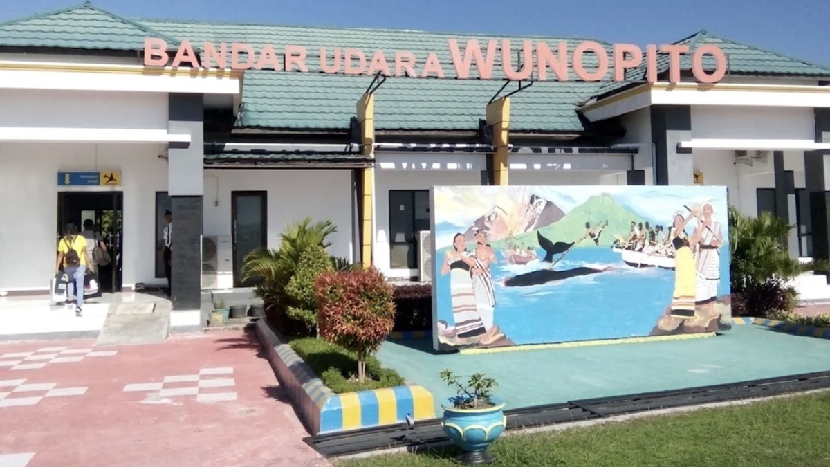 Bandara Wunopito NTT Masih Ditutup Efek Abu Vulkanik Gunung Lewotolok