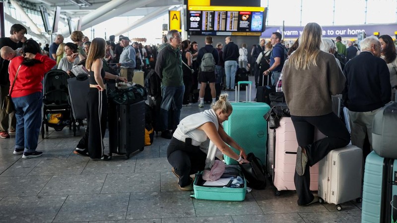 BRITAIN-AIRPORT/