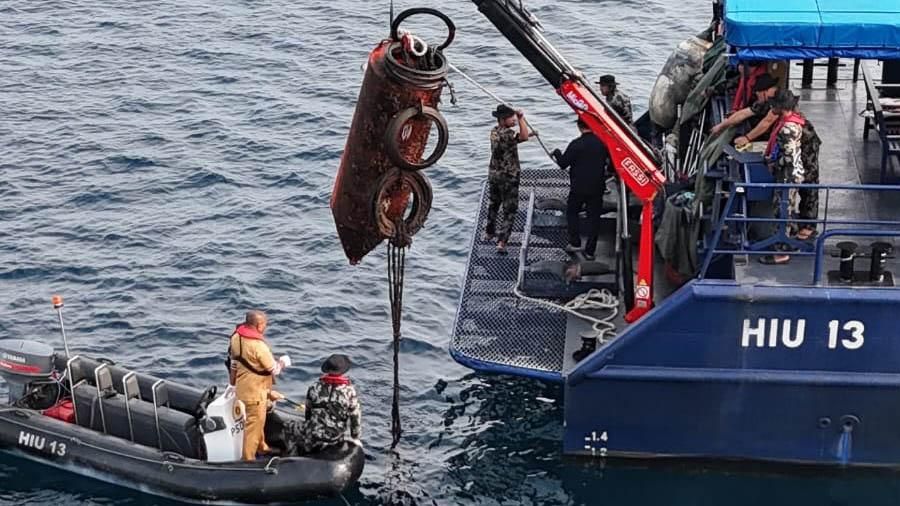 Direktorat Jenderal Pengawasan Sumber Daya Kelautan dan Perikanan (PSDKP) Kementerian Kelautan dan Perikanan (KKP), menangkap satu kapal ikan asing (KIA) asal Filipina yang beroperasi di perairan Sulawesi.