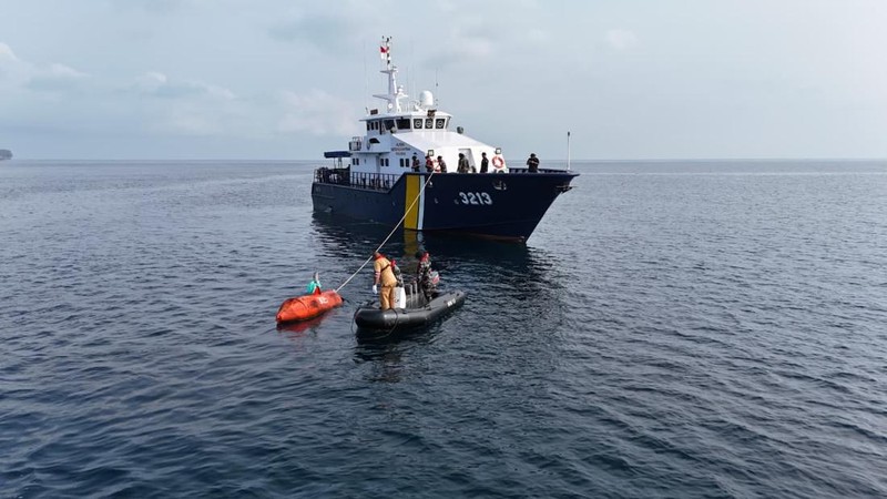 Direktorat Jenderal Pengawasan Sumber Daya Kelautan dan Perikanan (PSDKP) Kementerian Kelautan dan Perikanan (KKP), menangkap satu kapal ikan asing (KIA) asal Filipina yang beroperasi di perairan Sulawesi.
