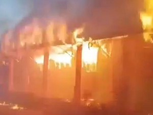 Video: Gedung SMPN 3 Tomilito di Gorontalo Utara Terbakar