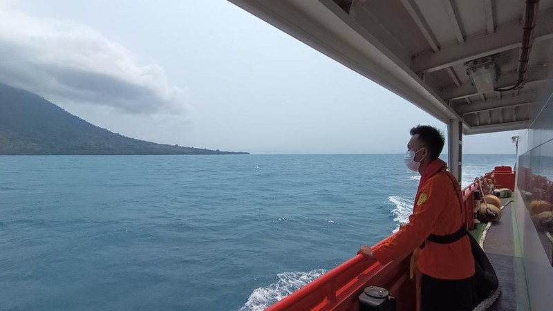 Lima jurnalis dan tiga orang lainnya yang hilang kontak di sekitar Gunung Anak Krakatau, Banten, hingga Rabu (9/9/2026) belum ditemukan.