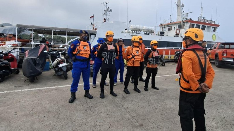 Lima jurnalis dan tiga orang lainnya yang hilang kontak di sekitar Gunung Anak Krakatau, Banten, hingga Rabu (9/9/2026) belum ditemukan. (Dok. Basarnas)