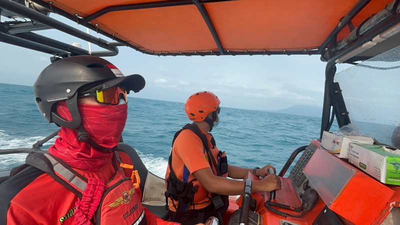 Lima jurnalis dan tiga orang lainnya yang hilang kontak di sekitar Gunung Anak Krakatau, Banten, hingga Rabu (9/9/2026) belum ditemukan. (Dok. Basarnas)