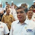 Menteri Ketenagakerjaan (Menaker) Yassierli menerima audiensi Presiden KSPN Ristadi di kantornya, Jakarta, Rabu (9/9/2026). (CNBC Indonesia/Martyasari Rizky)
