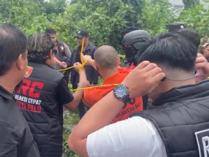 Video: Rekonstruksi Pembunuhan Satu Keluarga di Palu, 34 Adegan Diperagakan