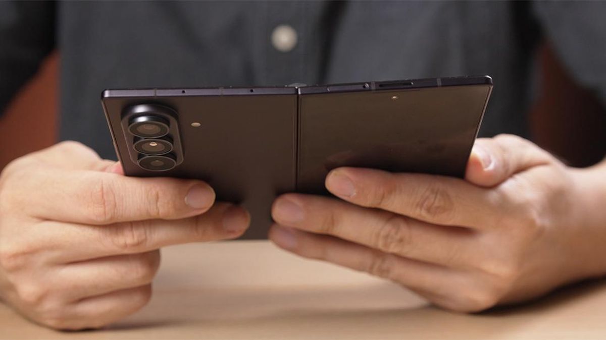 Tak Cuma Tipis, Galaxy Z Fold8 Ultra Lewati 100 Lebih Uji Ketahanan — NadiKabar.com