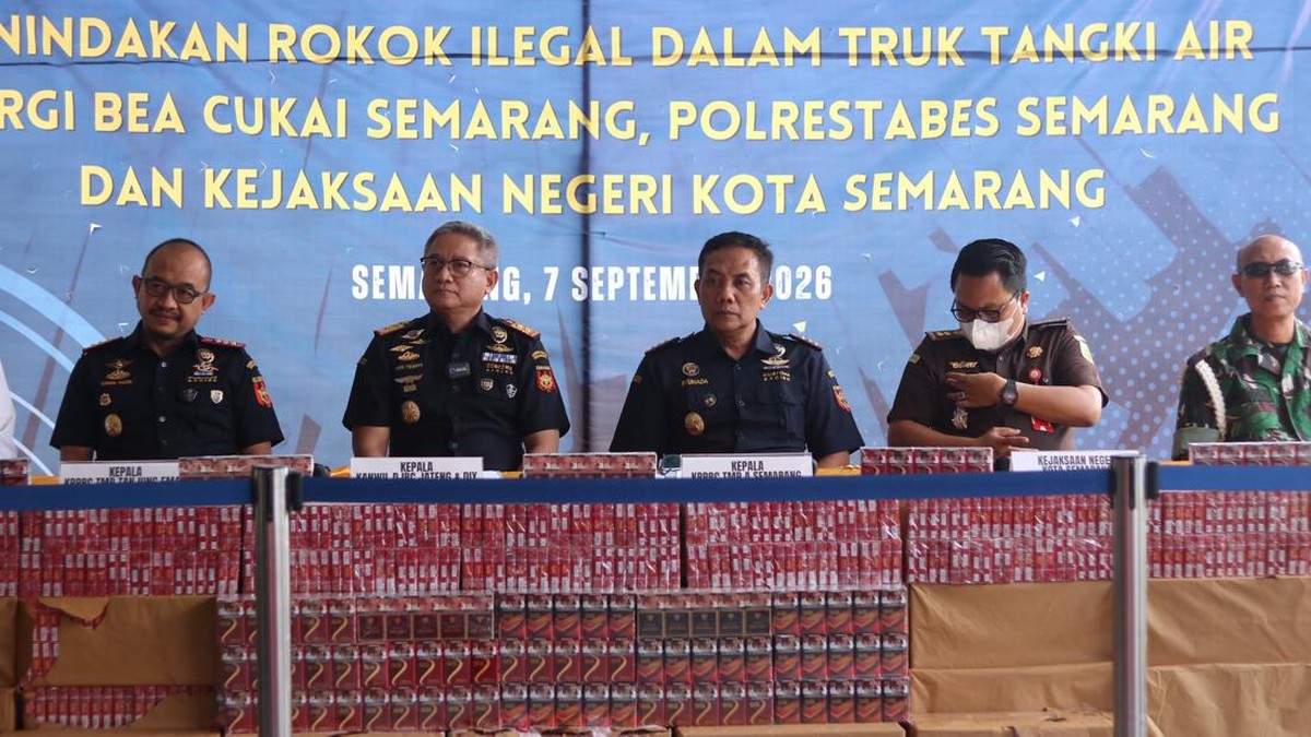 Terbongkar! Truk Tangki Air Ternyata Isi Rokok Ilegal Senilai Rp2,3 M
