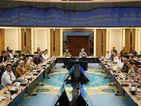 Sekretaris Kementerian Koordinator Bidang Perekonomian Susiwijono Moegiarso dalam Rapat Koordinasi Dewan Pengarah INSW Tahun 2026 secara hybrid di Jakarta, Selasa, (8/9/2026).