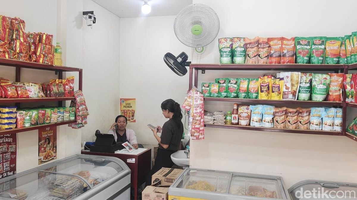 Pria Asing Hipnotis Kasir Toko di Badung, Uang dari Laci Raib