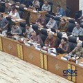 Wakil Ketua Banggar DPR Wihadi Wiyanto dalam rapat panitia kerja (panja) TKD di Komplek Parlemen, Senayan, Jakarta, Rabu (9/9/2026). (CNBC Indonesia/Chandra Dwi Pranata)