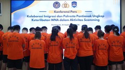 31 WNA Malaysia-Taiwan Ditangkap di Hotel Pontianak, Diduga Scamming