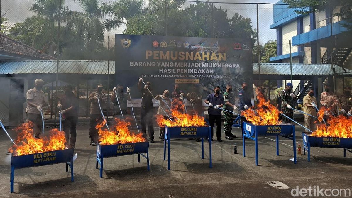 6,7 Juta Rokok Ilegal Disita di Mataram, Mayoritas Selundupan dari Jatim