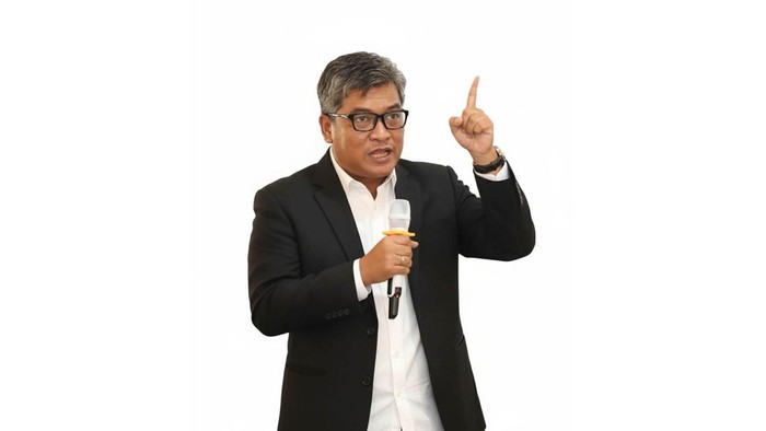 Dosen sekaligus Ketua Program Studi S2 Ilmu Politik FISIP UNAIR, Airlangga Pribadi Kusman. (Dok. FISIP UNAIR)