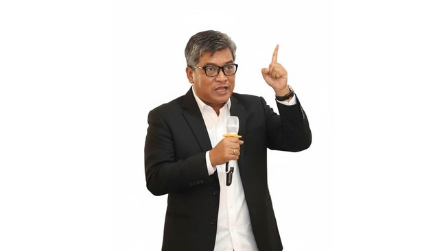 Mengenang Sosok Intelektual Organik: Airlangga Pribadi Kusman