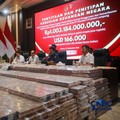 Kejaksaan Agung menggelar konferensi pers terkait dugaan korupsi Penggunaan dan Pemanfaatan Kawasan Hutan di Gedung Jampidsus, Kejaksaan Agung (Kejagung), Jakarta, Kamis (10/9/2026). (CNBC Indonesia/Faisal Rahman)