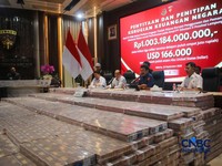Kejaksaan Agung menggelar konferensi pers terkait dugaan korupsi Penggunaan dan Pemanfaatan Kawasan Hutan di Gedung Jampidsus, Kejaksaan Agung (Kejagung), Jakarta, Kamis (10/9/2026). (CNBC Indonesia/Faisal Rahman)
